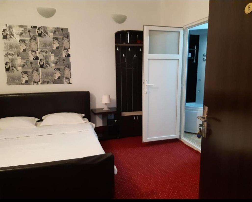 Piata Sfatului House Hotel Brasov Ngoại thất bức ảnh